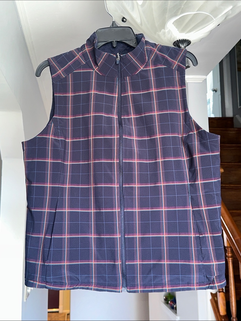 Women’s Navy Plaid Zip-Up Reversible Vest Sz L